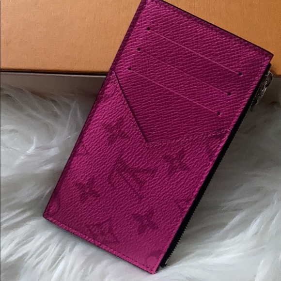 LV Taigarama fuchsia Coin card holder - Picture 3 of 7